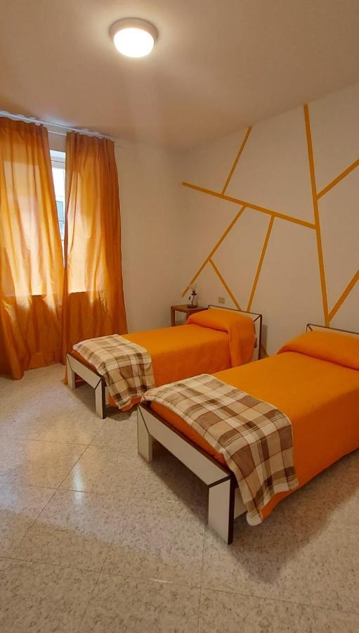 Sebino Holiday Home Monte Isola Exterior photo