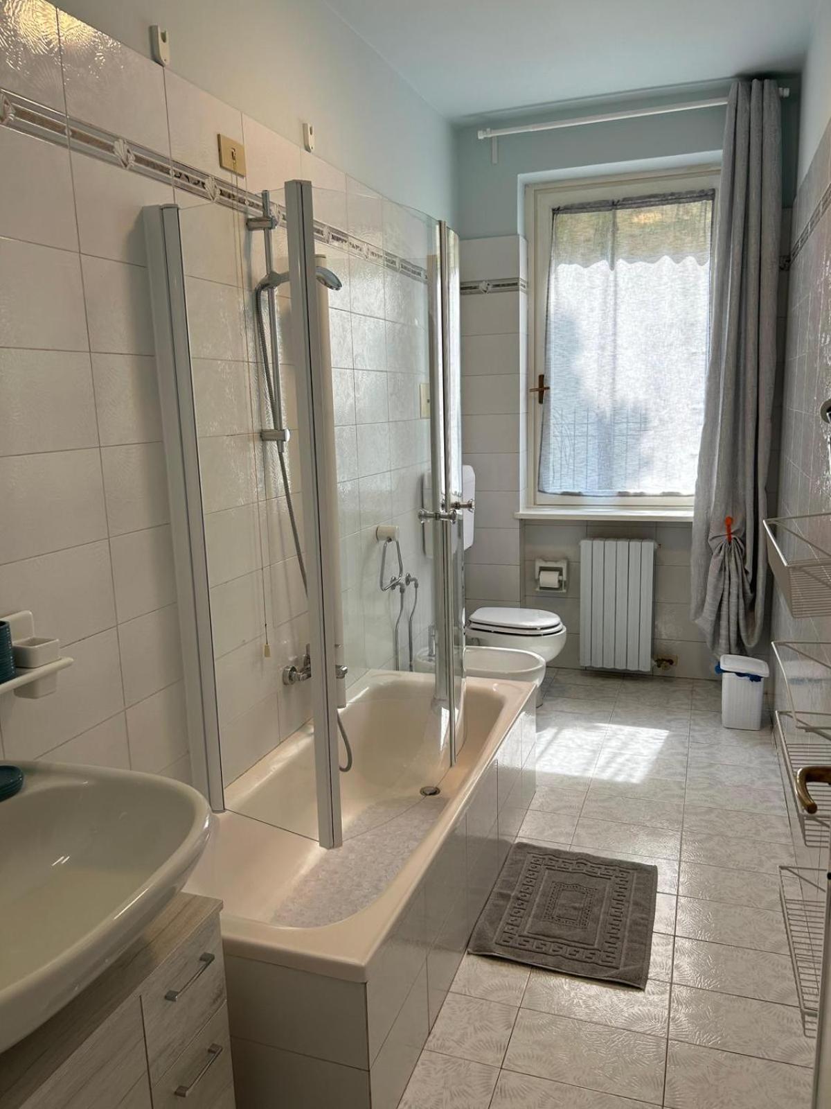 Sebino Holiday Home Monte Isola Exterior photo